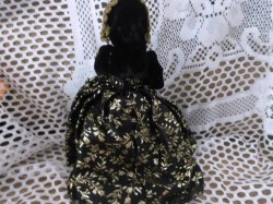henry 8 wife black velvet bk